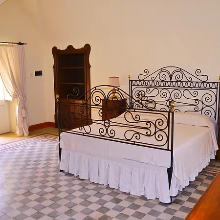 Castello Risolo Apartamento *