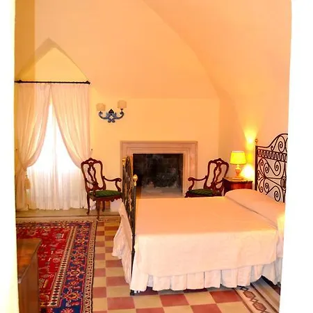 Castello Risolo Specchia